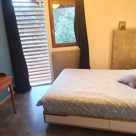 Maison Chaleureuse Avec Piscine *